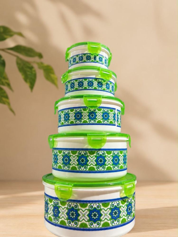 Pote Paris Con Flores