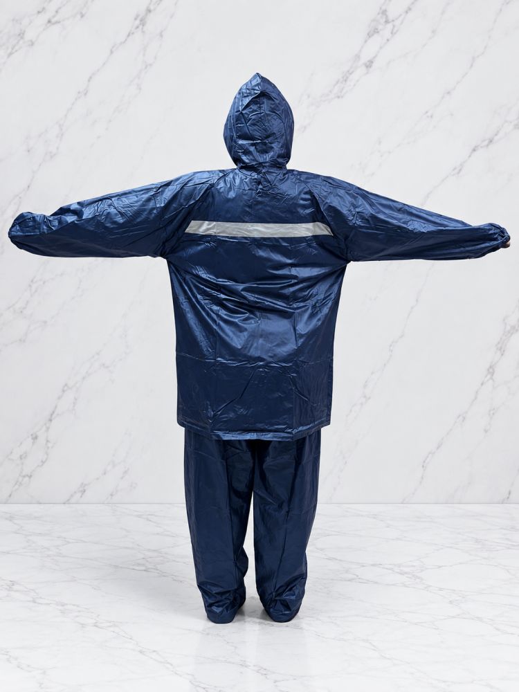 Traje impermeable -668