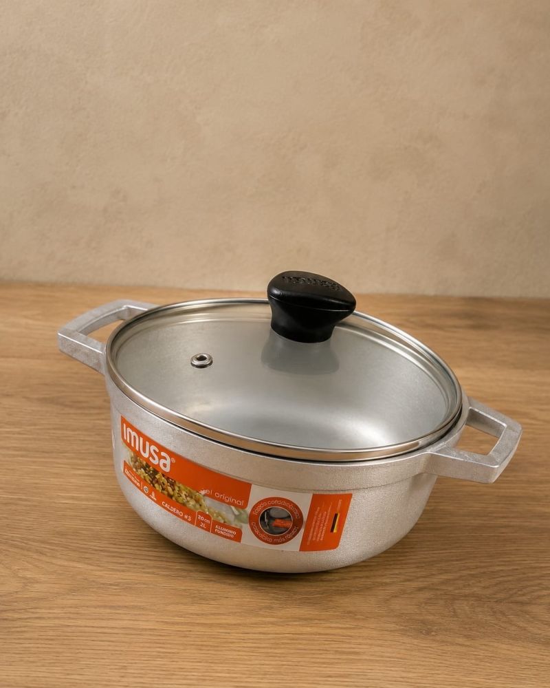 Caldero Con Tapa De Vidrio #3 / 20cm 2 litros IMUSA